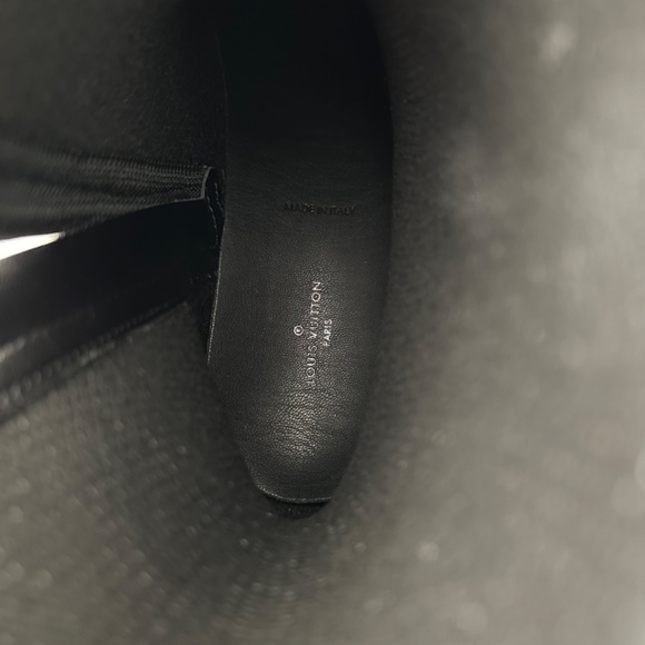 NWB Louis Vuitton Archlight Sneaker Black Rubber Monogram Boot Sz 40 AUTHENTIC❤️ - Picture 9 of 16